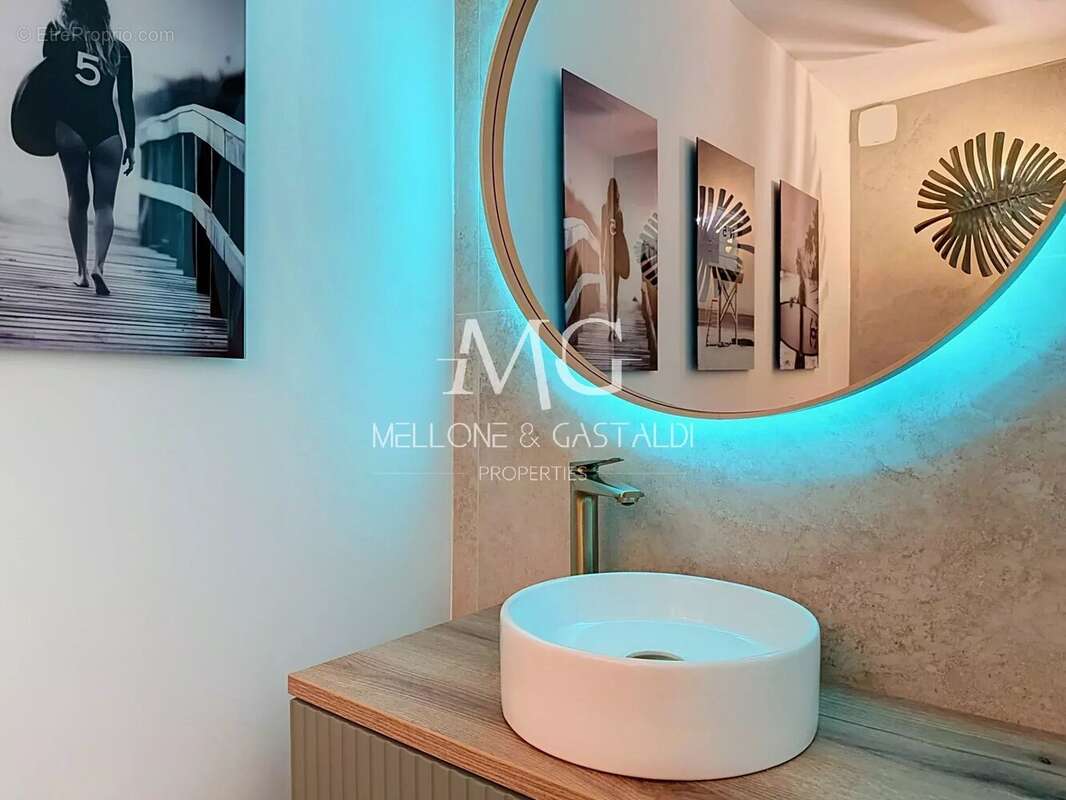 Maison à MOUGINS