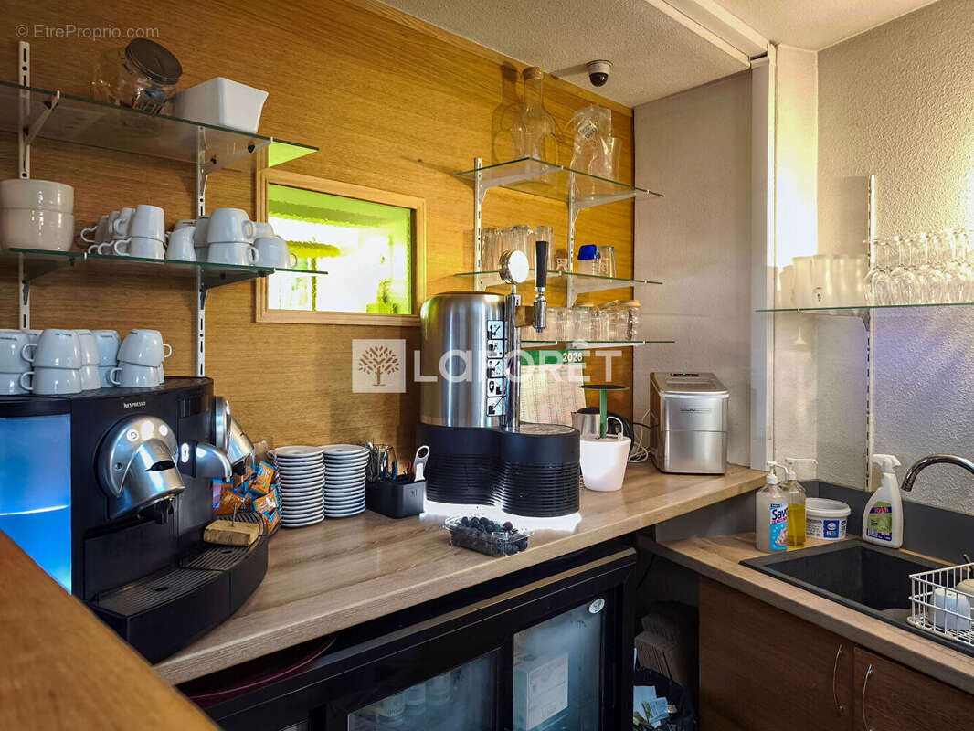 Commerce à LE PUY-EN-VELAY