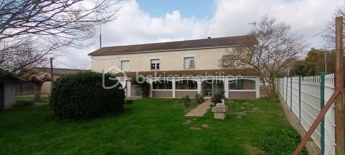 Maison à TONNEINS