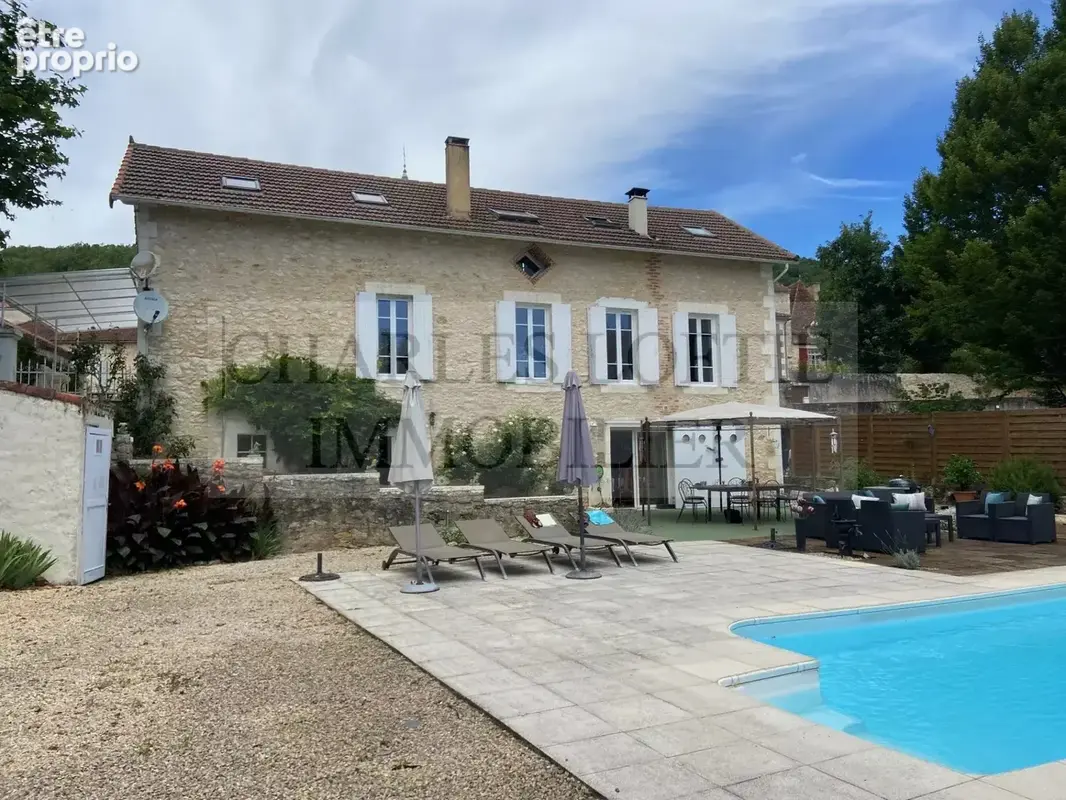 Maison à DURAVEL