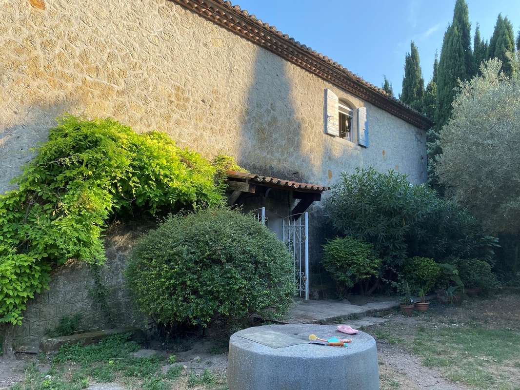 Mas Sur Beaucaire  - photo 3