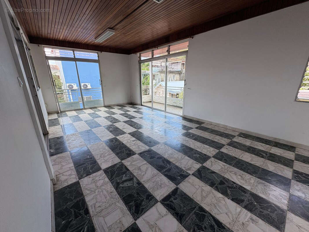 Maison à SCHOELCHER