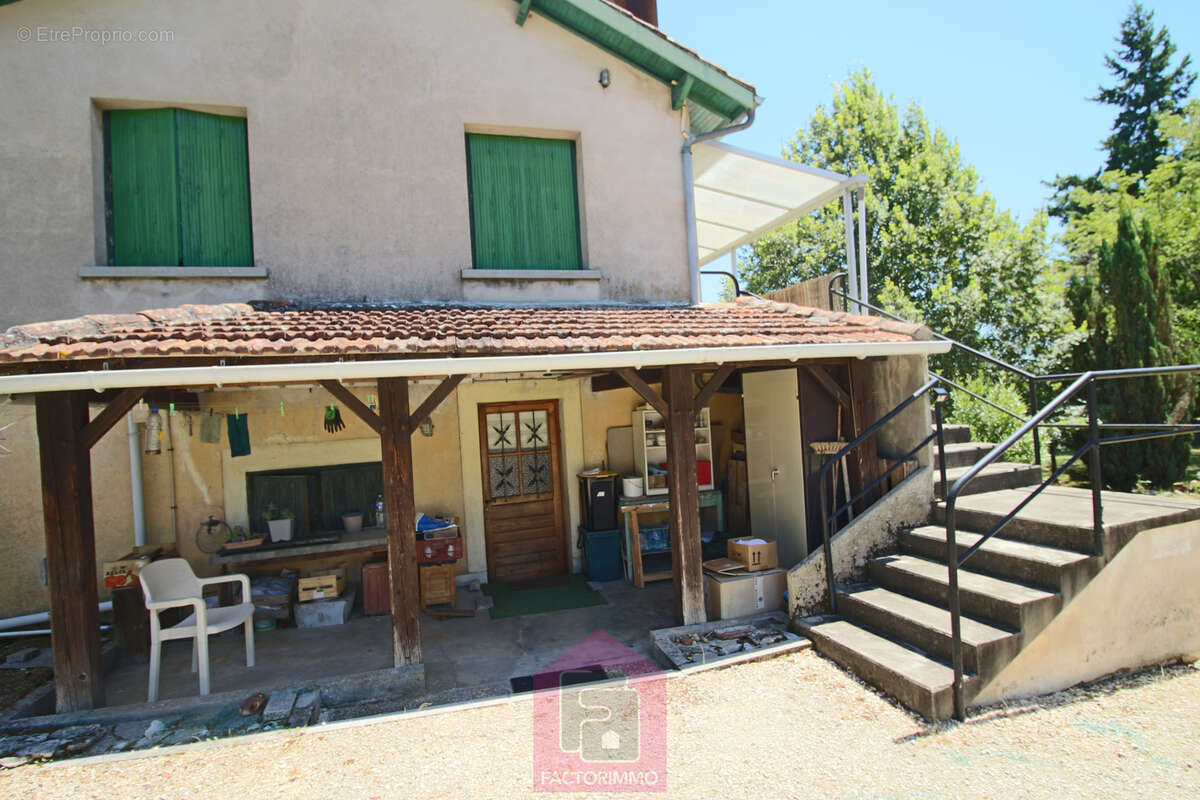 Maison à PUY-L'EVEQUE