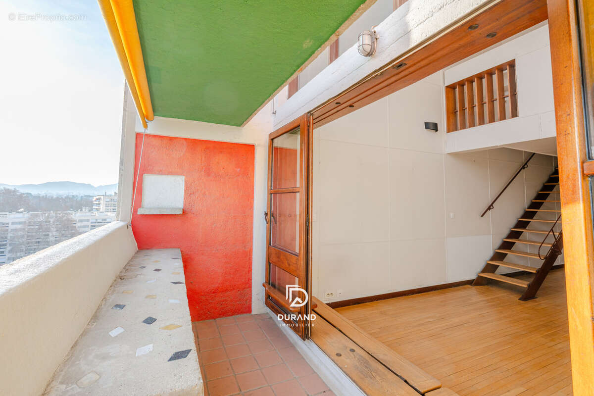 Appartement à MARSEILLE-8E