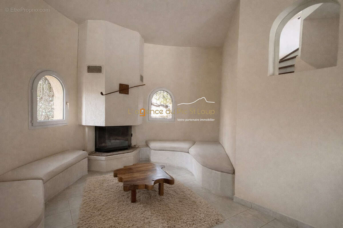 Maison à LES MATELLES