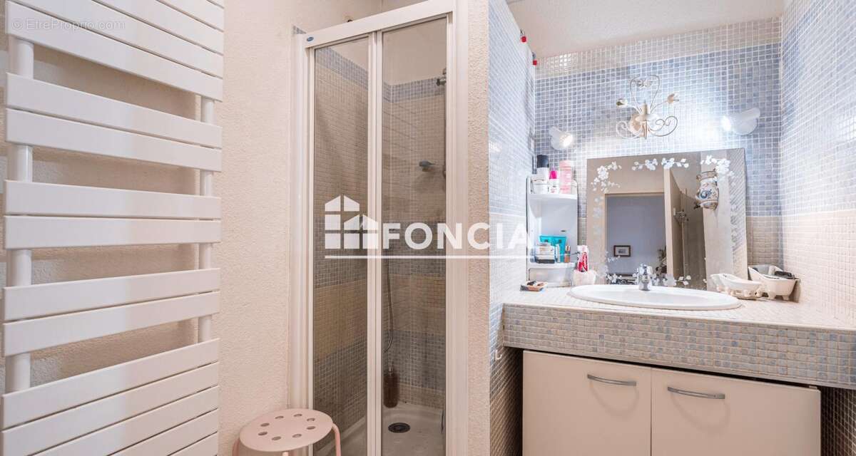 Appartement à SAINT-MANDRIER-SUR-MER