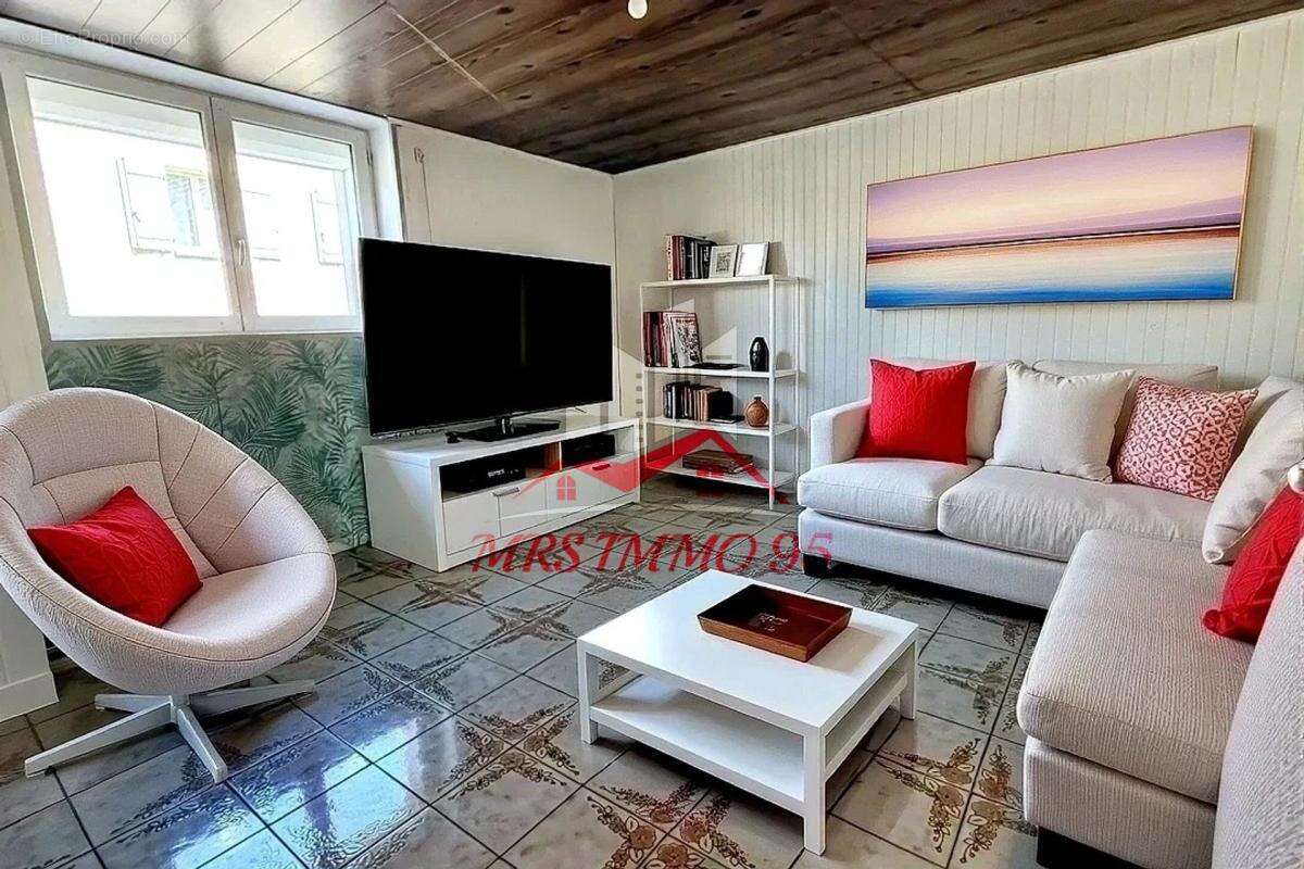 Appartement à VEMARS