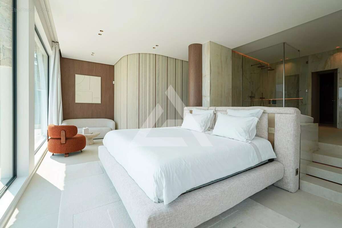 Cap martin - villa de prestige en deuxième ligne de mer, vue panoramique - 5 chambres - photo 10