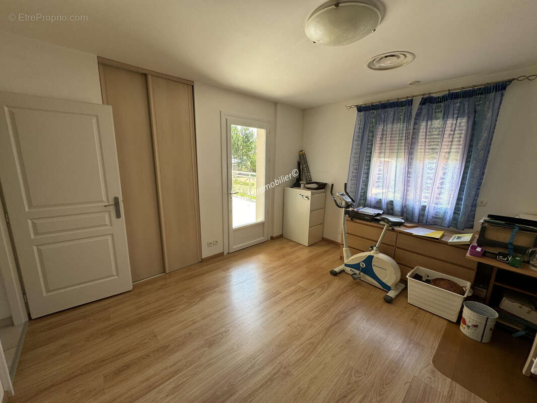 Maison à BELVEZE-DU-RAZES