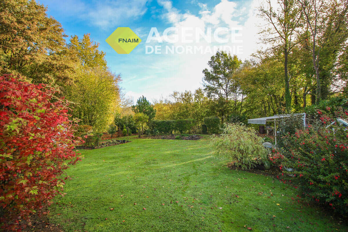 Maison à MONTREUIL-L&#039;ARGILLE