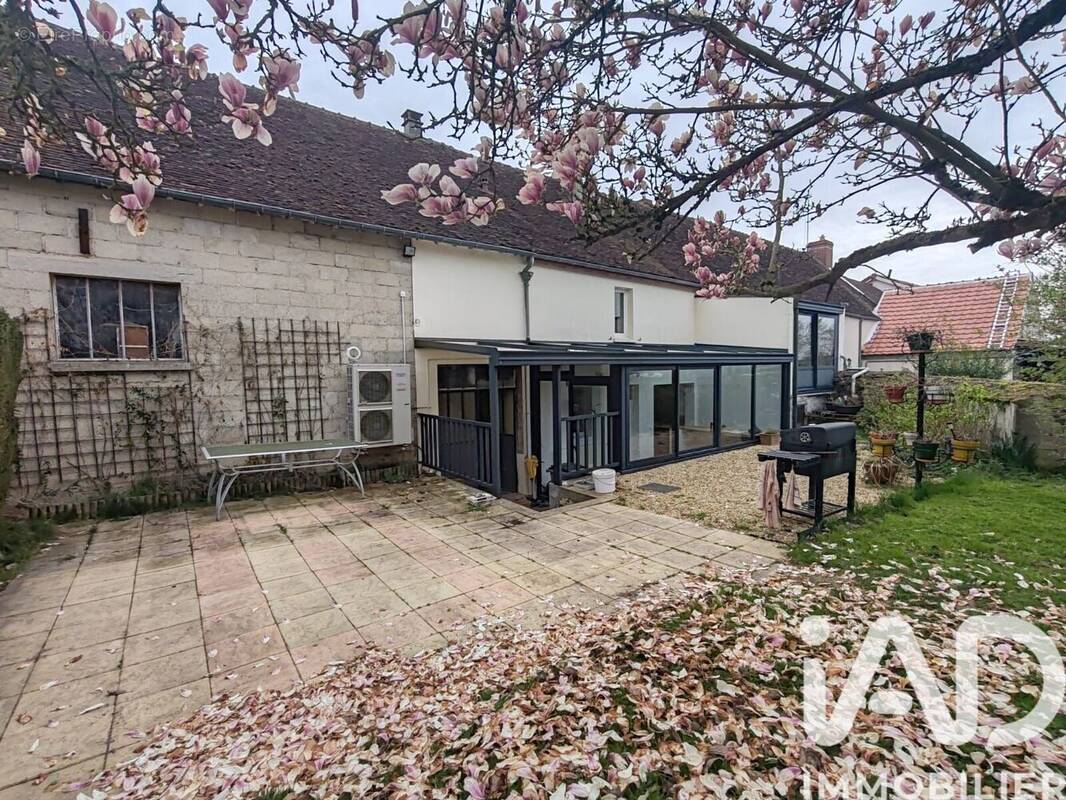 Photo 1 - Maison à CHEZY-SUR-MARNE
