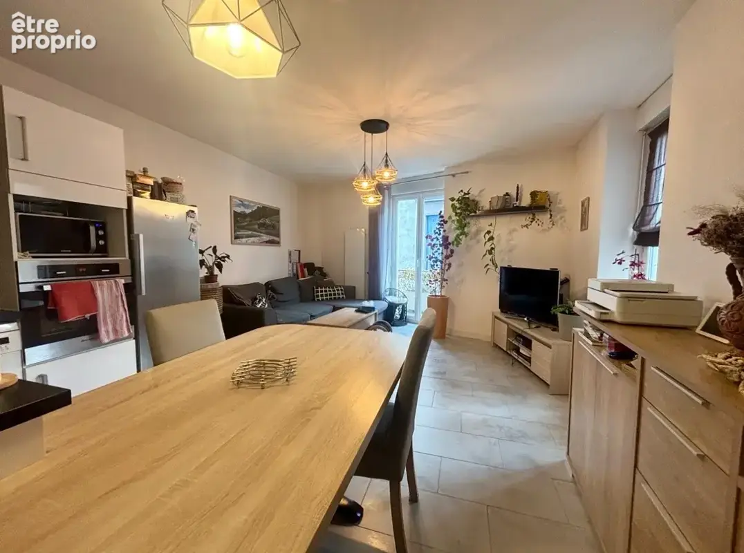 Ensemble immobilier de 124.95 m2 - Maison et T1 - photo 2