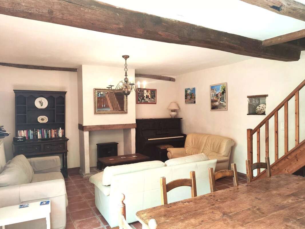 Ferme béarnaise rénovée avec gîte, piscine et vue sur les Pyrenénées - photo 11