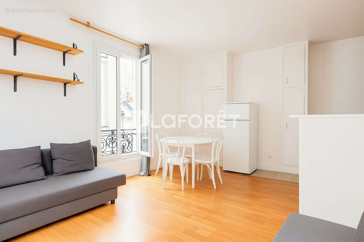 Appartement à PARIS-11E