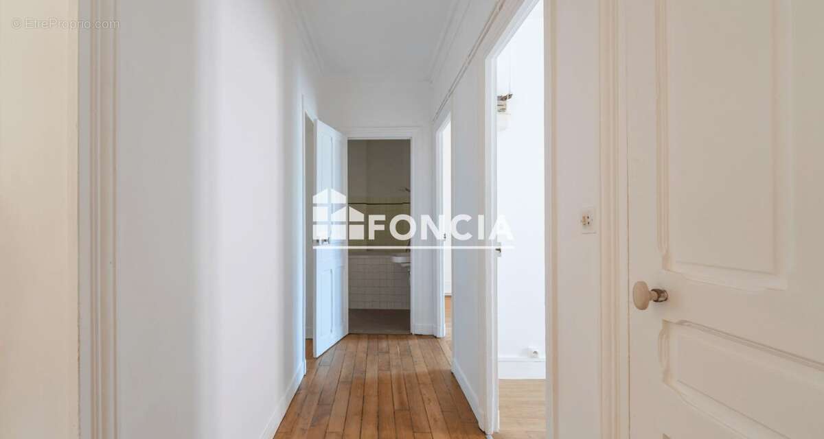 Appartement à MAISONS-ALFORT