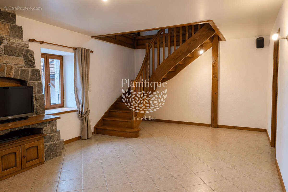 Maison familiale 160 m2 + appartement indépendant 40 m2   Viuz-en-Sallaz - photo 4