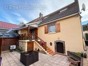 Maison à VILLENEUVE-LES-GENETS