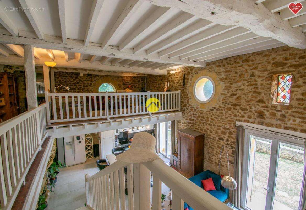 Maison à LE BUISSON-DE-CADOUIN