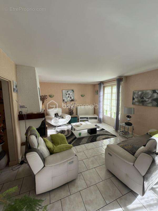 Maison à SAINT-XANDRE