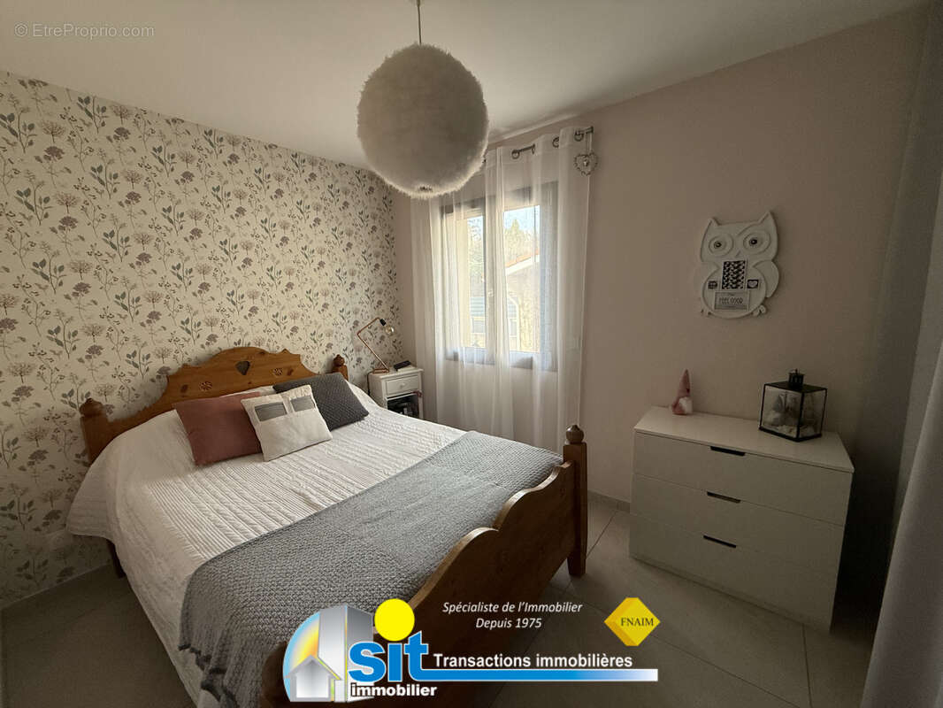 Appartement à LES COTES-D'AREY