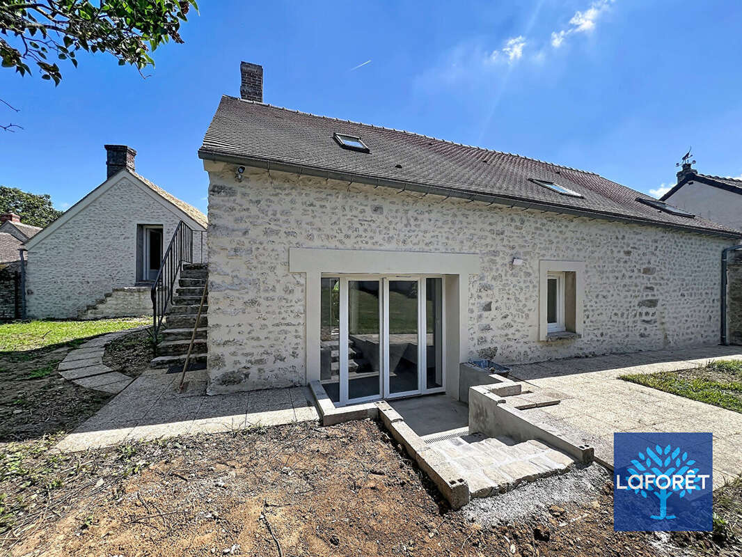 Maison à BOUVILLE