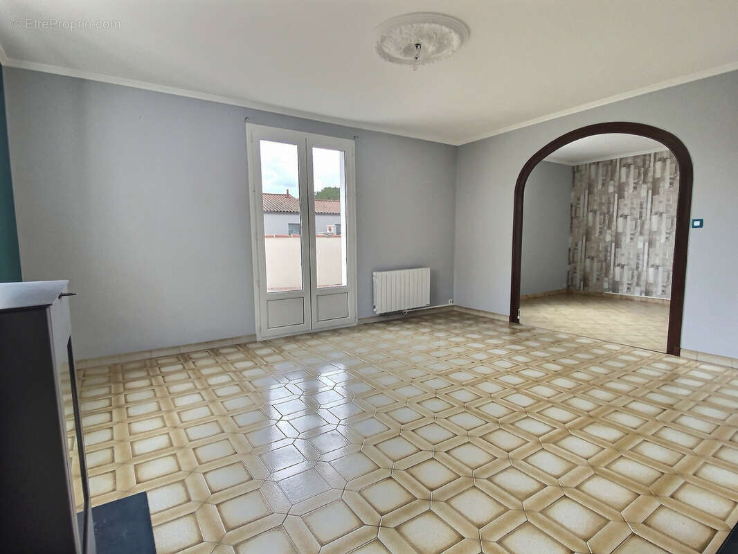 Maison de plain-pied 6P 3 chambres - photo 3