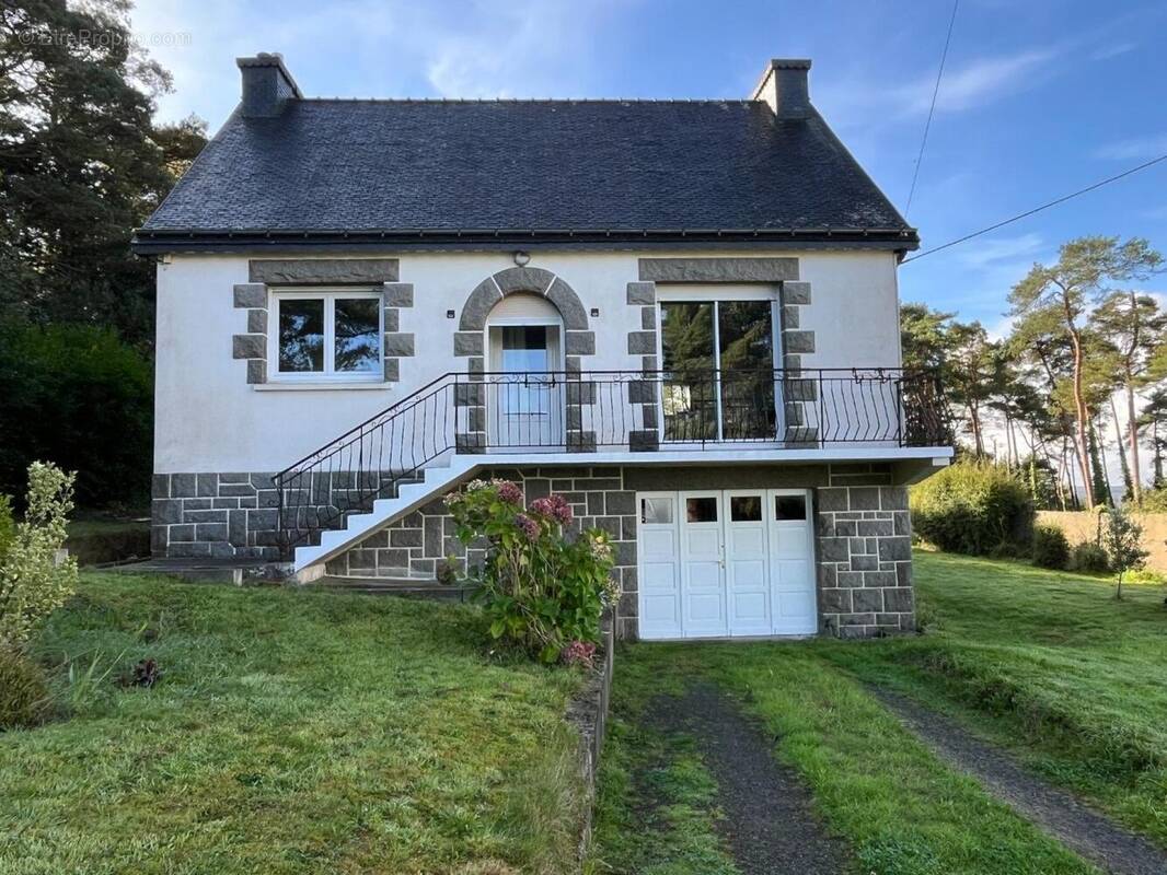 Photo 1 - Maison à PLOUNEVEZ-MOEDEC