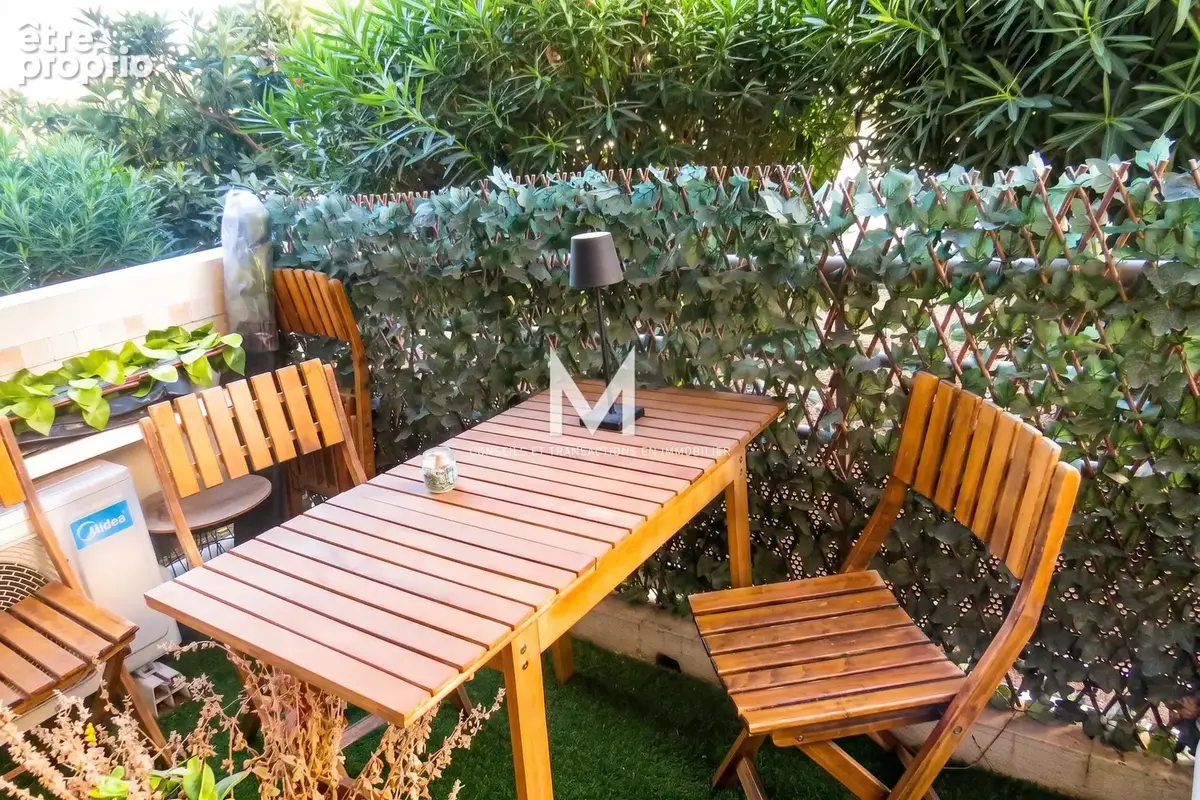 Appartement 5 pièces 80 m² à vendre à Frejus (83600) - photo 2