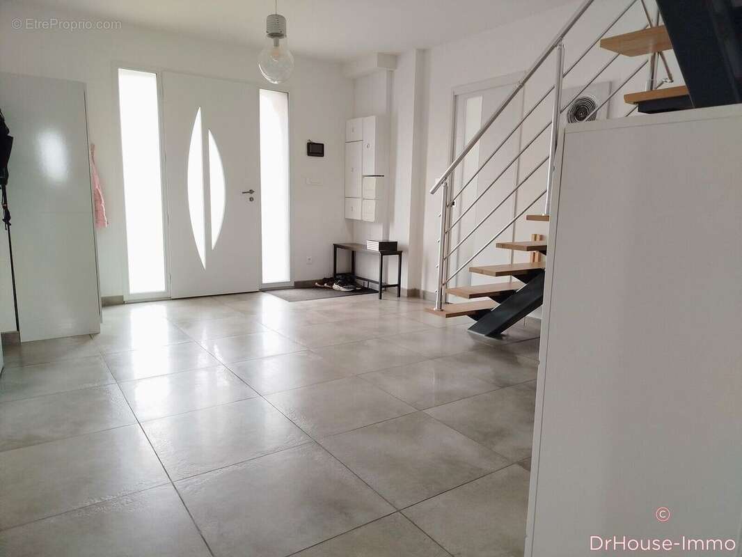 Maison à ROQUETOIRE