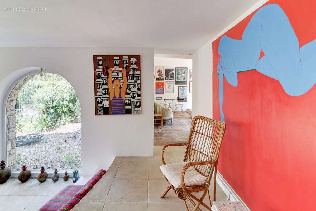 Maison à BAGNOLS-EN-FORET