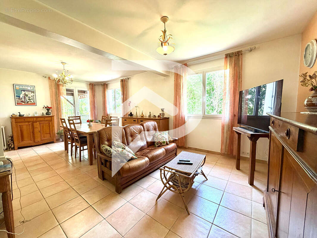 Maison à LAHOURCADE