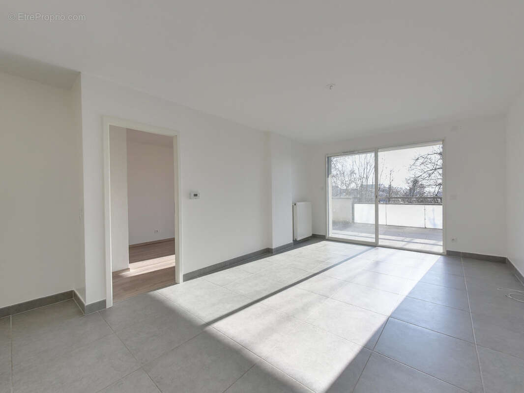 Appartement à MEYLAN