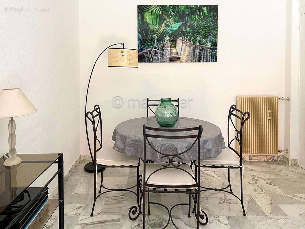 T2 avec terrasse vue mer + garage 06190 Roquebrune-Cap-Martin n°9 - Appartement à ROQUEBRUNE-CAP-MARTIN