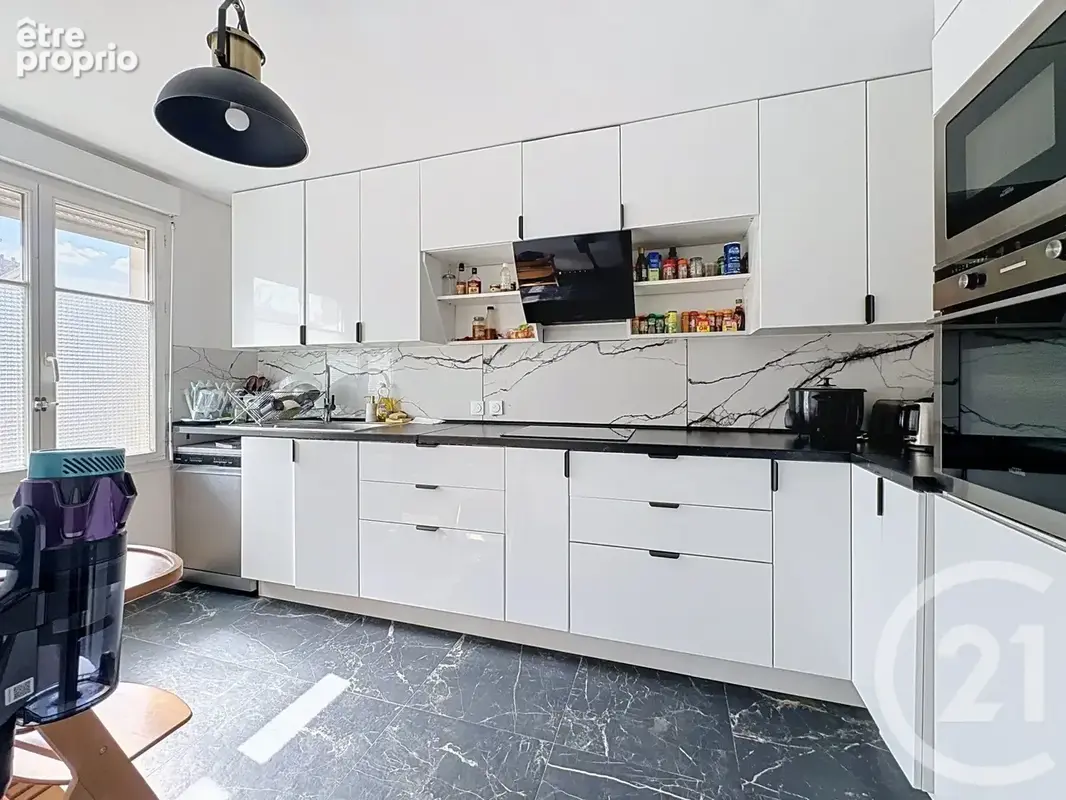 Maison 107 m² à Moissy-Cramayel  - photo 2