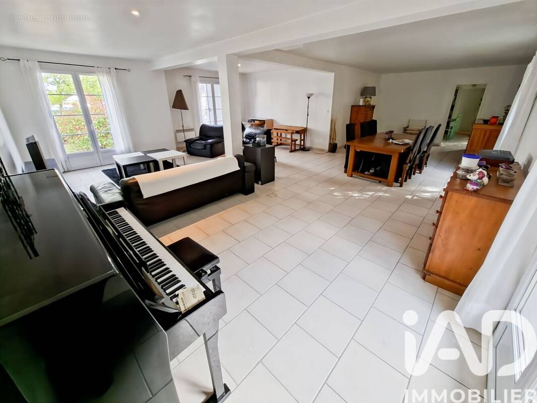 Photo 1 - Maison à VINEUIL