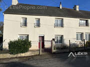 Maison à BAINS-SUR-OUST