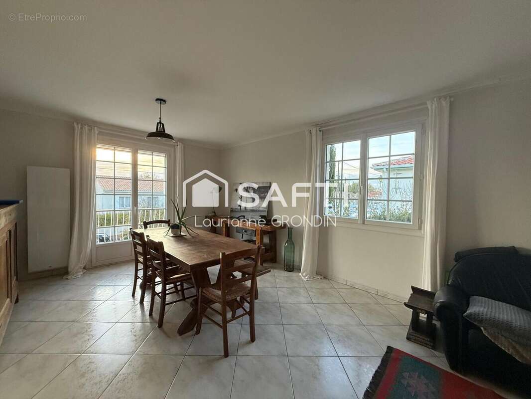 Photo 4 - Maison à FONTCOUVERTE