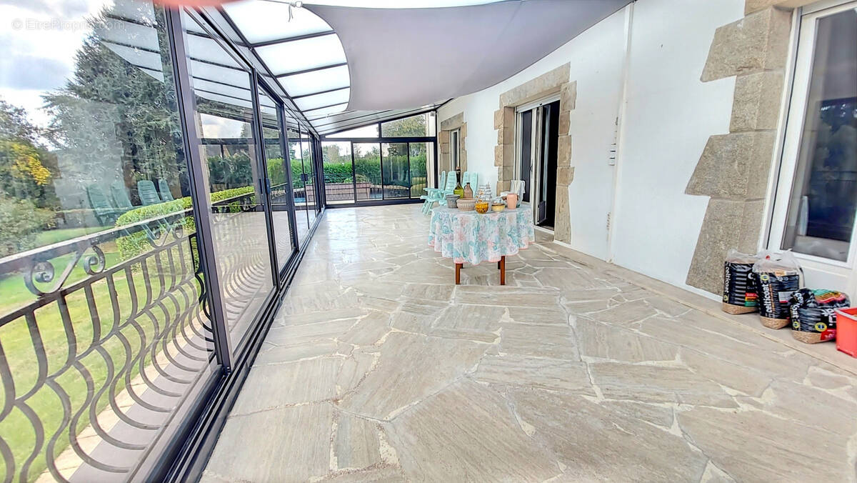 Maison à ROCHEFORT-EN-TERRE