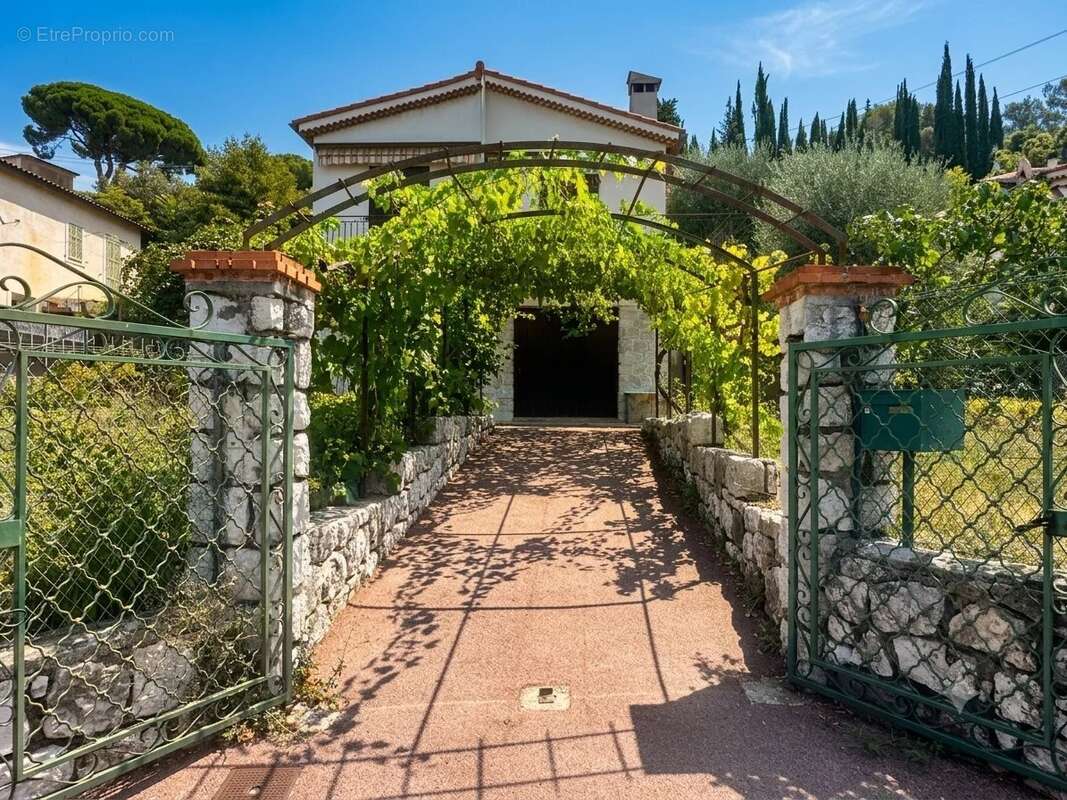 Exclusivité - Maison - photo 3