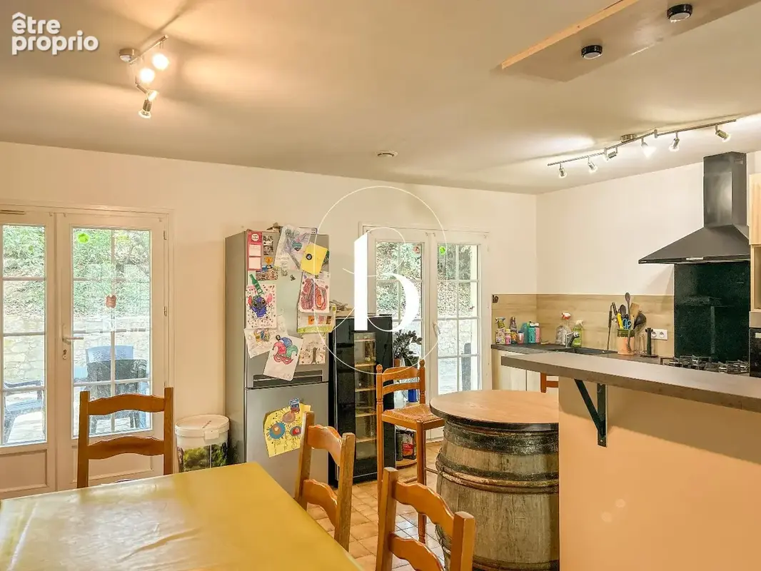 Maison 6 pièces 90 m² à vendre à Vallon-Pont-D'arc (07150) - photo 4