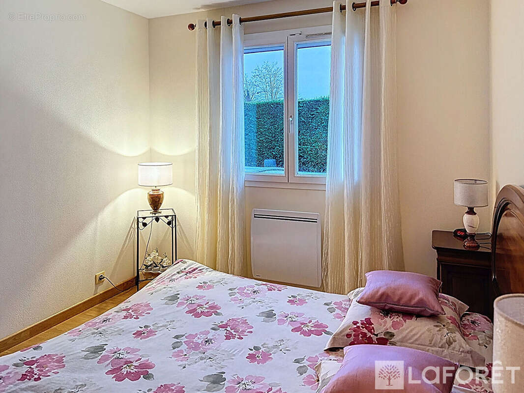 Maison à VILLENAVE-D'ORNON