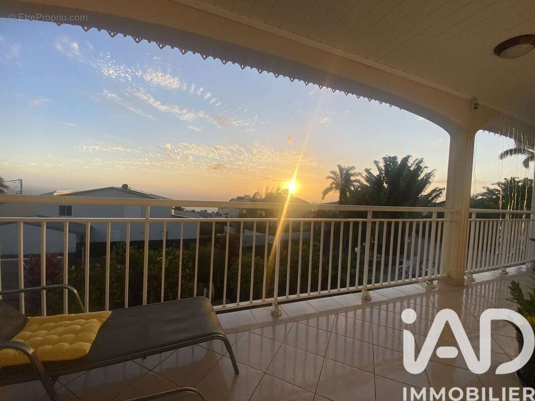 Photo 2 - Maison à SAINT-PIERRE