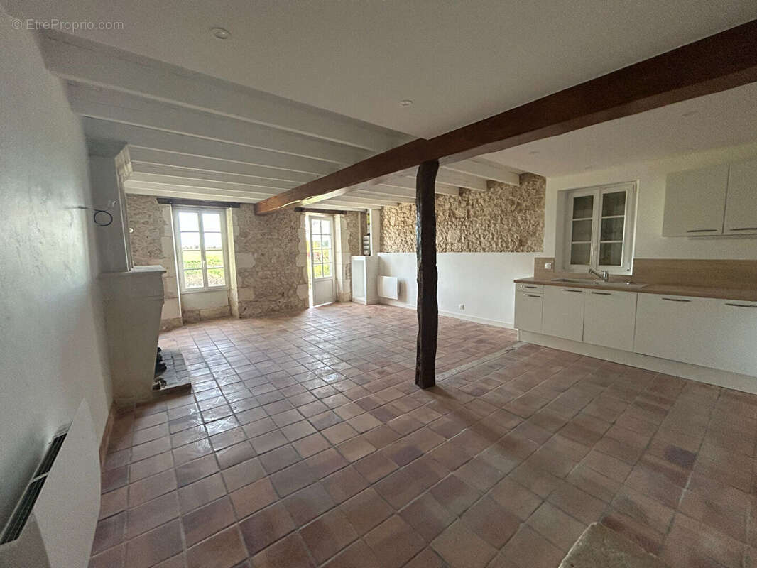 Maison à SAINTE-GEMME