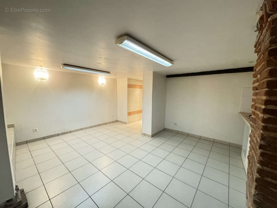 Villa t3 en duplex 85 m2 avec jardin + studio en souplex de 49 m2 (134 m2 de surface utile) - photo 13