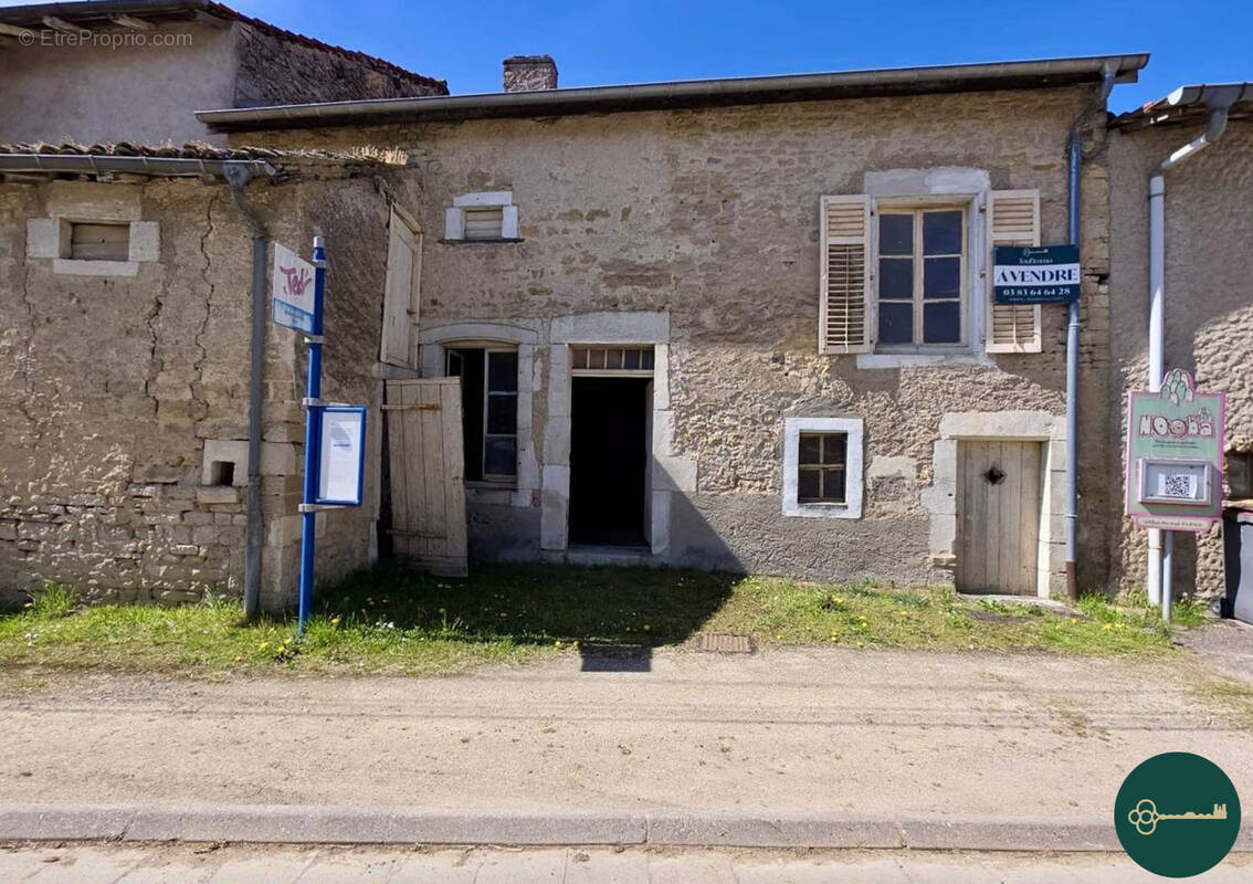 Maison à BARISEY-LA-COTE