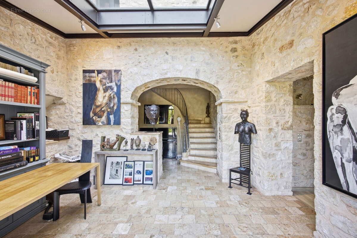 Maison à LA COLLE-SUR-LOUP