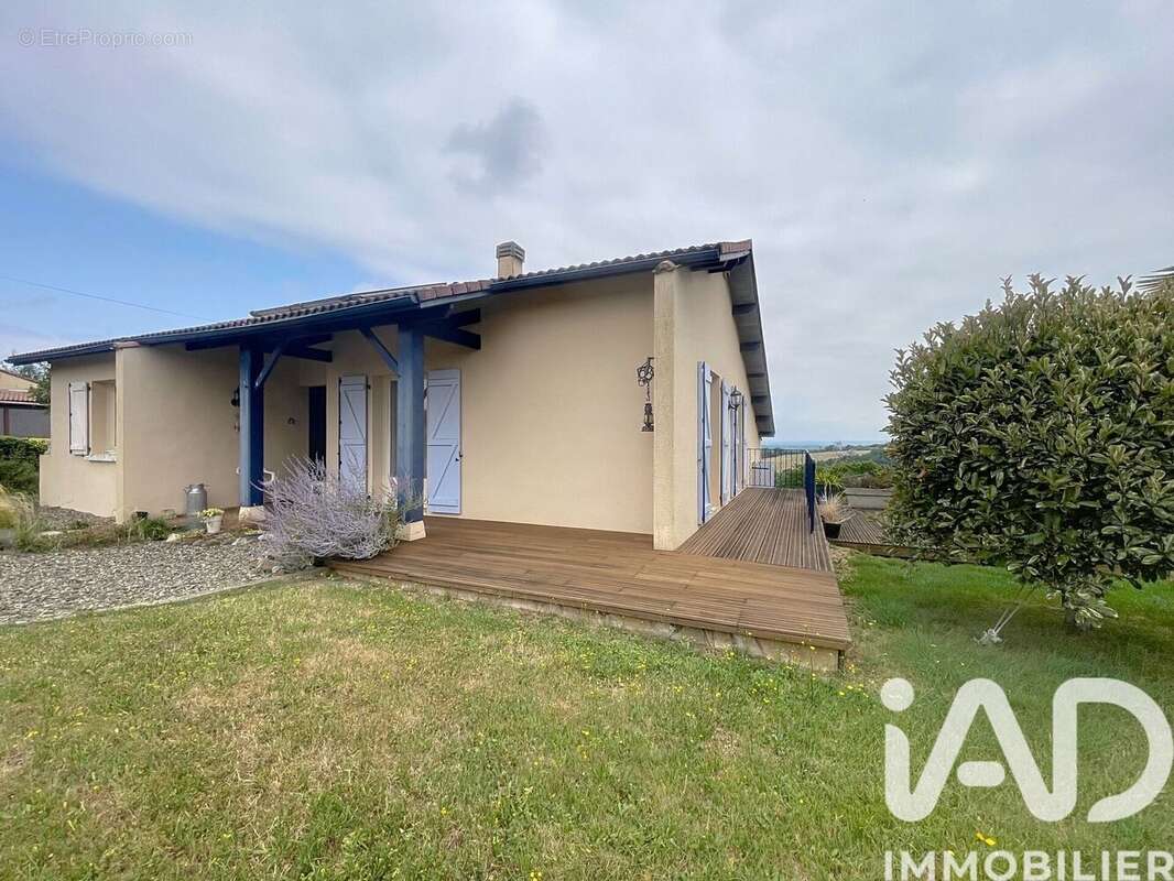 Maison 73 m² à Viella  - photo 5