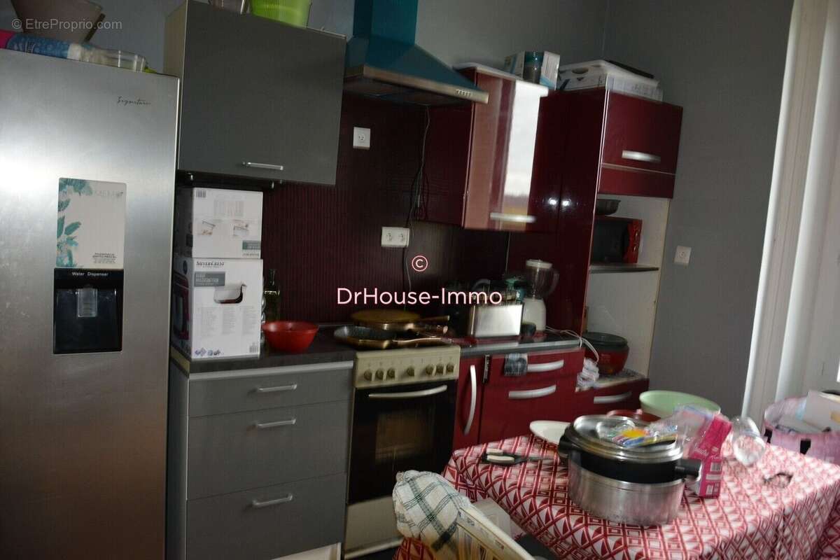 Maison à COUSSAC-BONNEVAL