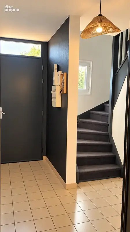 RARE SUR LE SECTEUR ! Maison familiale de 116 m2 avec vie de plain-pied, jardin et garage à Dunkerque Petite-S - photo 3