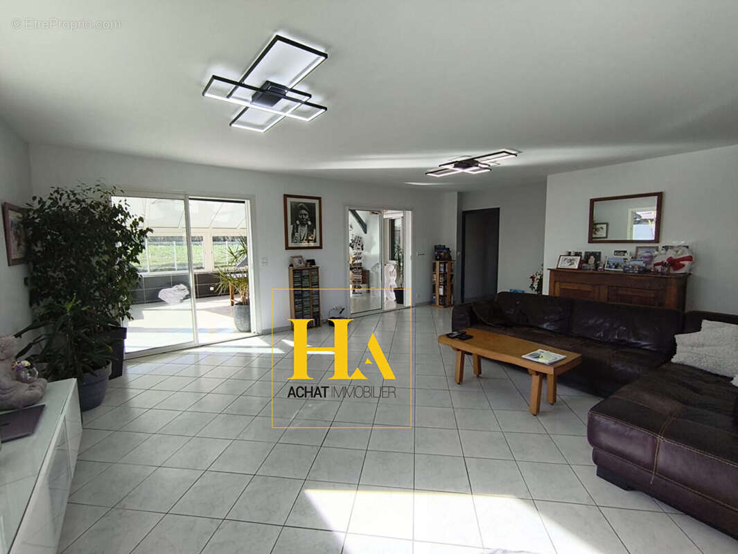 Maison à PEYREHORADE